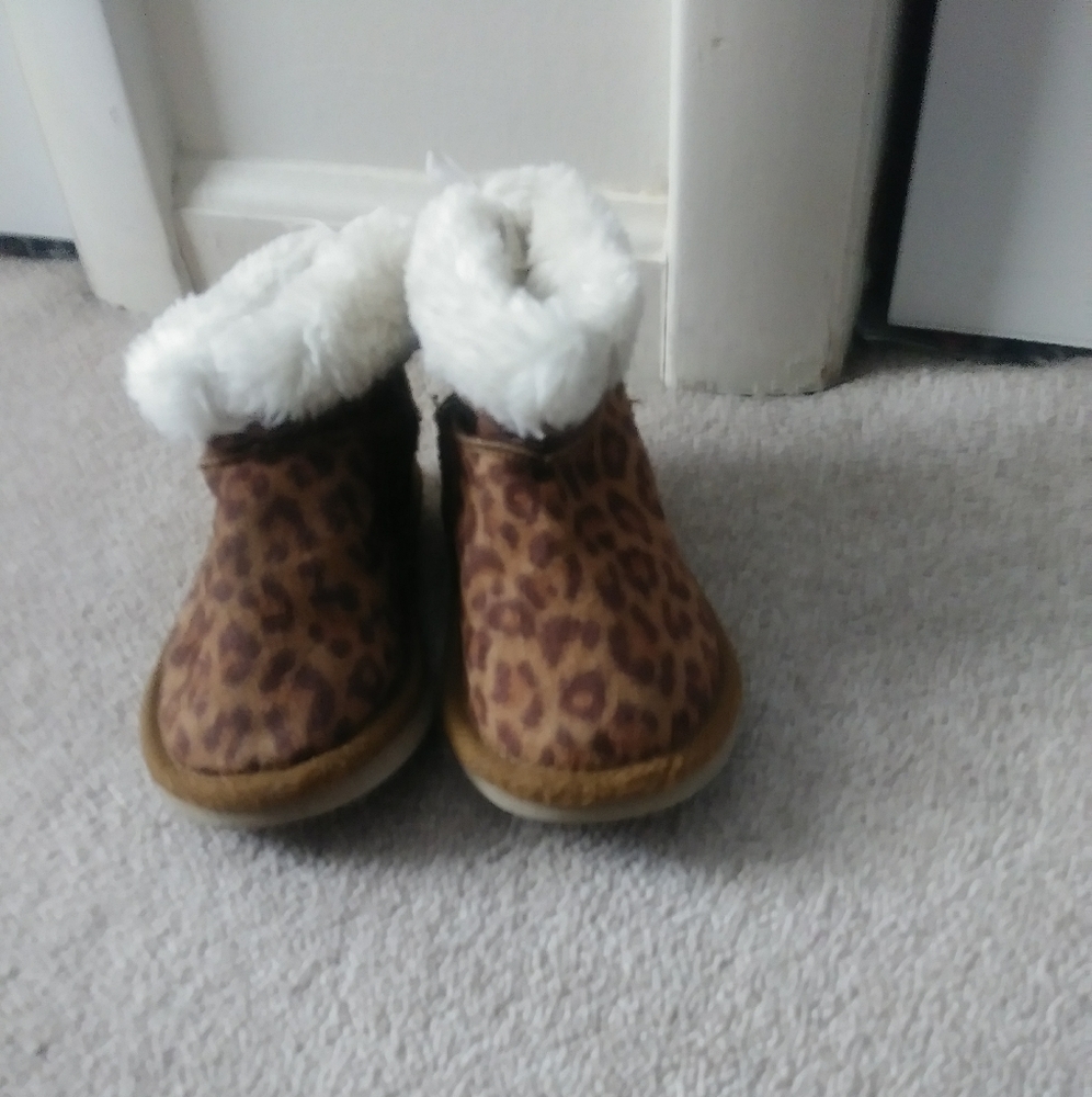 Girl Cheetah Print booties